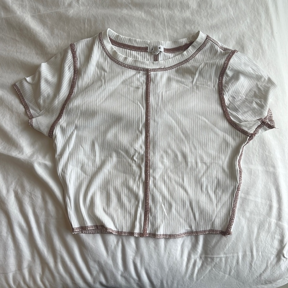 Cute cropped garage t shirt